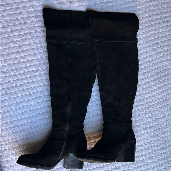 STEVE MADDEN  Elegant Black Over-the-Knee Women's Boots - Picture 1 of 4
